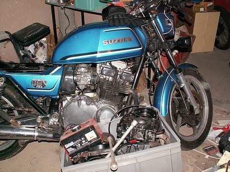 Honda XL 250R *Solgt* - Min fars GSX 750´er og en kasse fuld af ekstra dele til min billede 13