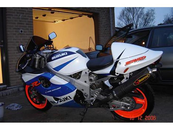 Suzuki TL1000R**solgt** billede 1