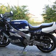 Yamaha FZR 1000 solgt