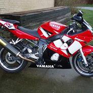 Yamaha YZF-R6 (solgt)