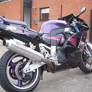 Suzuki GSXR 750