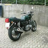 Kawasaki z750e