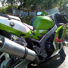 Kawasaki zx6r solgt