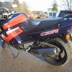 Honda CBR1000 (død)