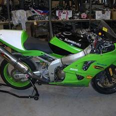 Kawasaki ZX6R (BaneJern)