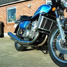 Suzuki gt 750