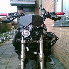 Yamaha FZR 1000  > DØD <> SOLGT<