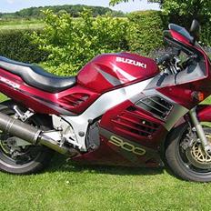 Suzuki RF 900 R SOLGT