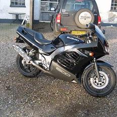 Suzuki RF 600 R