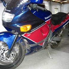 Kawasaki ZZR 600 solgt