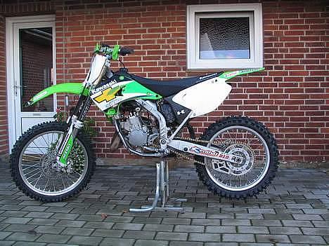 Kawasaki KX 125ccm (SOLGT)  - Fra siden billede 2