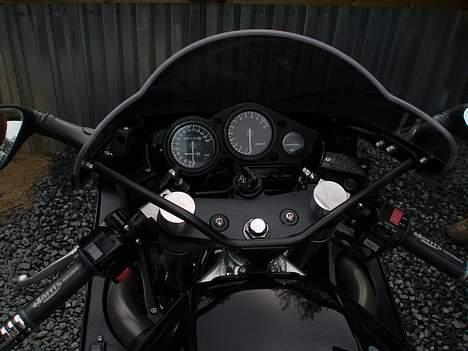 Yamaha FZR 1000 EXUP billede 8