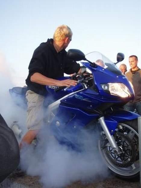 Suzuki SV1000S billede 8