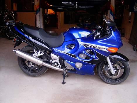 Suzuki Gsx 600 F ( SOLGT) - Før billede 1