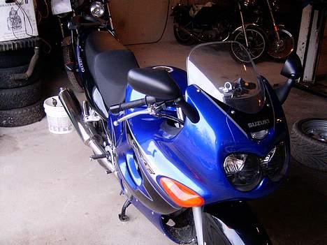 Suzuki Gsx 600 F ( SOLGT) - Før billede 7