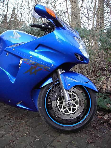 Honda Cbr 1100 er solgt - Rimstrips refleksblå billede 18