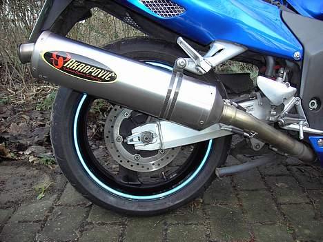 Honda Cbr 1100 er solgt - Rimstrips refleksblå billede 19