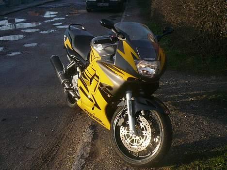 Honda cbr 600 f3 billede 8