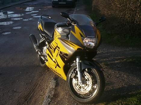 Honda cbr 600 f3 billede 10