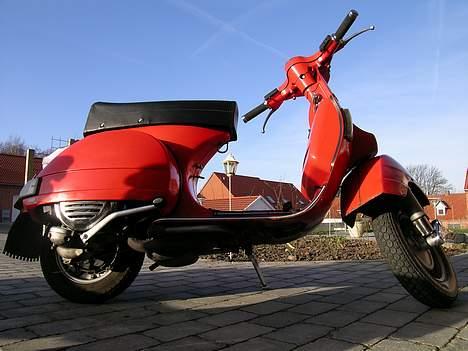 Vespa P80X billede 1