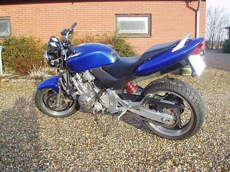 Honda hornet 600 SOLGT billede 2