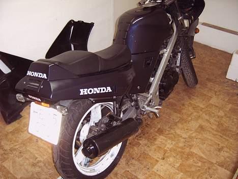 Honda vfr400 solgt billede 6