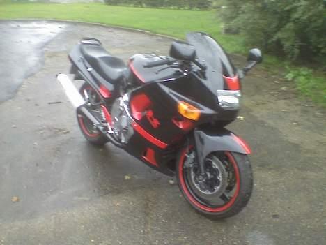 Kawasaki ZZR 600 **solgt** billede 6