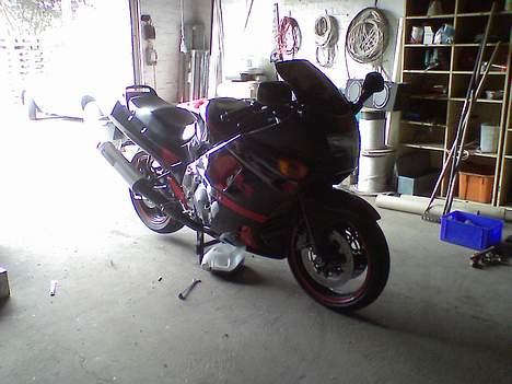 Kawasaki ZZR 600 **solgt** billede 7