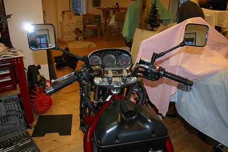Yamaha XJ 900S (Solgt) - Vinteropbevaring sammen med de andre i flokken :o) billede 17