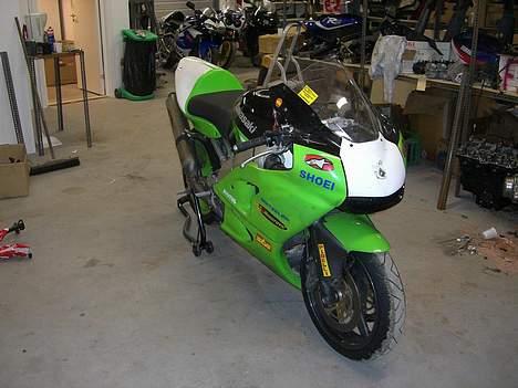 Kawasaki ZX6R (BaneJern) billede 4