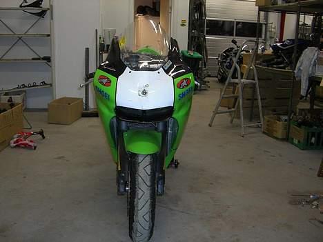 Kawasaki ZX6R (BaneJern) billede 5