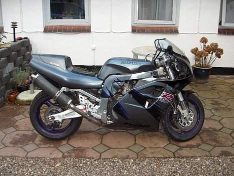 Suzuki gsxr1100 billede 1