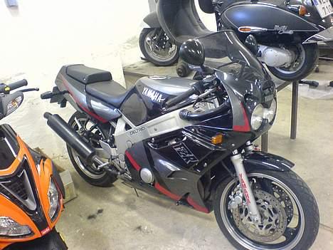 Yamaha FZR 600 *SOLGT* :-( - sådan så hun ud da jeg købte hende. billede 19