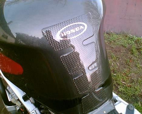 Honda CBR 600 F3  - Honda carbon tankpad billede 12