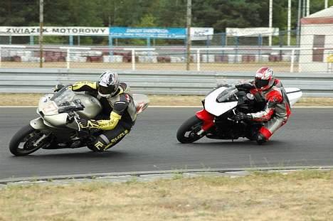 Honda CBR 600 RR (Solgt) billede 18