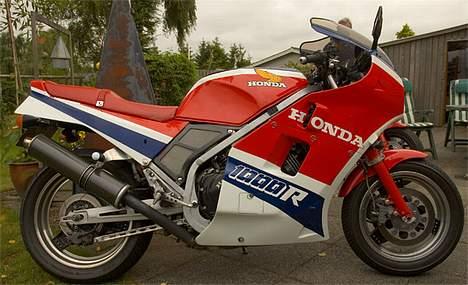 Honda vfr 100