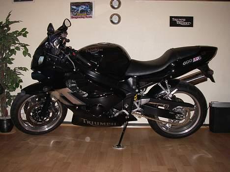 Triumph TT 600 solgt billede 1