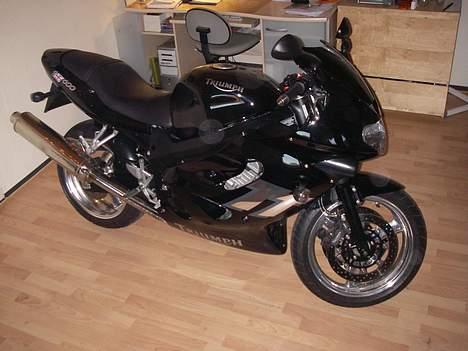 Triumph TT 600 solgt billede 3