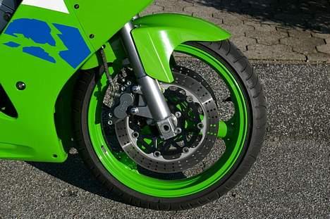 Kawasaki zx6r "SOLGT" billede 5