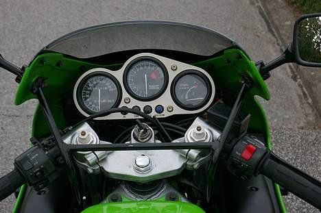 Kawasaki zx6r "SOLGT" billede 10
