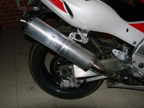 Yamaha thunderace "solgt" - potten som sad på da jeg fik den billede 2