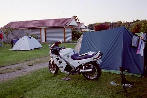 Suzuki V-Strom 1000 - Min Tidligere mc Honda VFR 750 billede 3