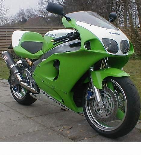 Kawasaki ZXR 750  SOLGT billede 1