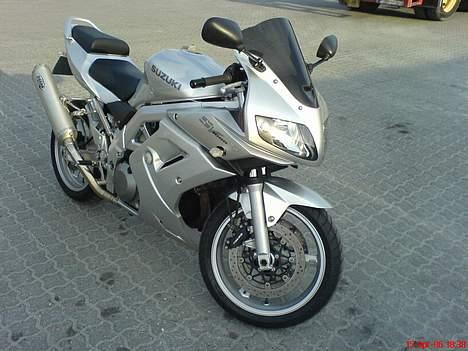 Suzuki SV1000s (SOLGT) billede 12