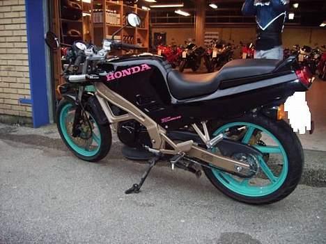 Honda nsr 125 f billede 3