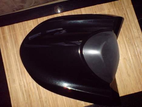 Kawasaki zx 10r (solgt) - ego klap. nødvendigt for at signalere at ingen får en tur bagpå :) billede 14