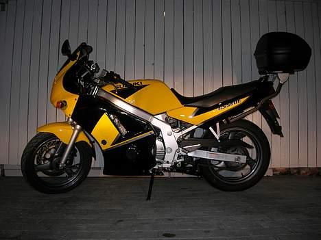 Suzuki Gs 500E (Solgt) - Ikke den store maskine men jeg kan nu li den. billede 2
