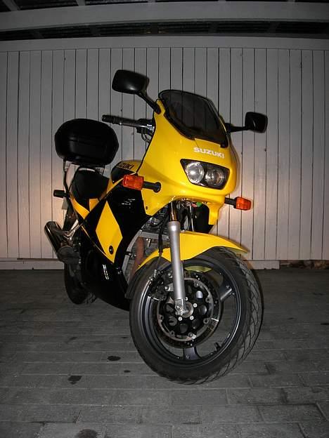 Suzuki Gs 500E (Solgt) - Den står da pæn af en fra 1999! billede 5