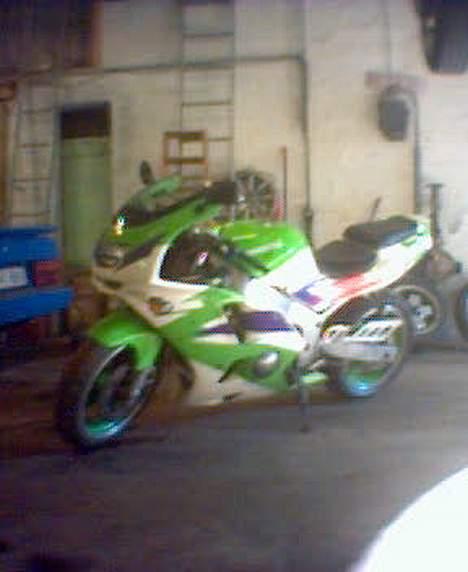 Kawasaki zx6r (TOTALSKADET) billede 4