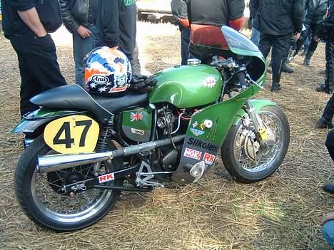 BSA A 65  - Sådan så den ud lige før motoren døde billede 7